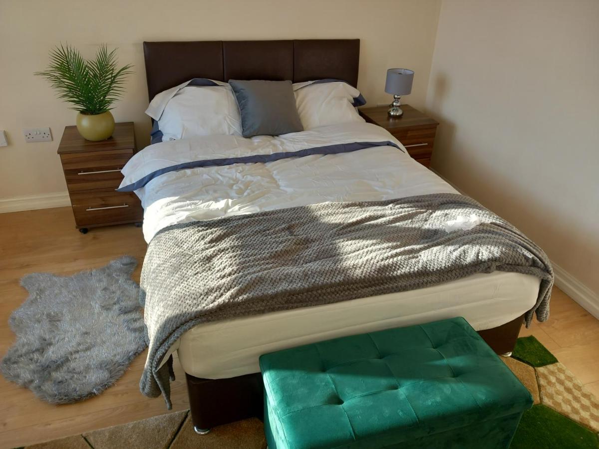 Lovely Shared 3 Bed Home Near The Thames Thamesmead  Luaran gambar